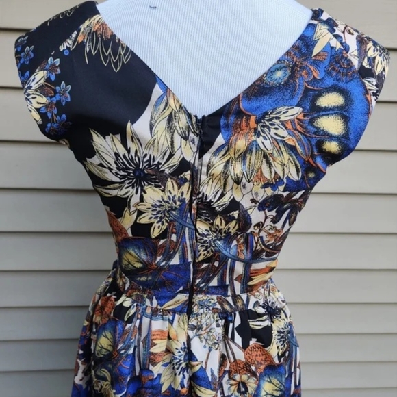 Jealous Tomato Blue Multicolor Dress Abstract Print Cut-Out Sides Mini Short - Picture 11 of 16